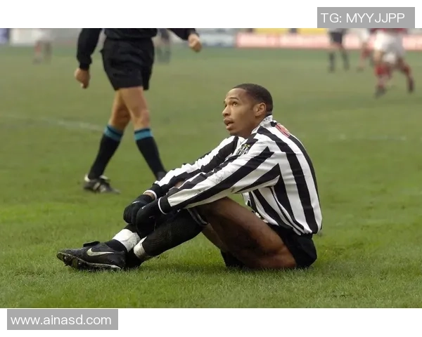 外国解说员眼中的日本足球明星魅力与成就分析
